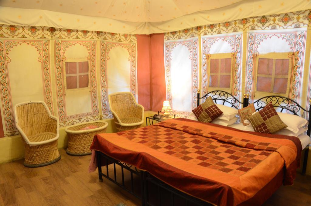 The Aravali Tent Resort Udaipur Bilik gambar