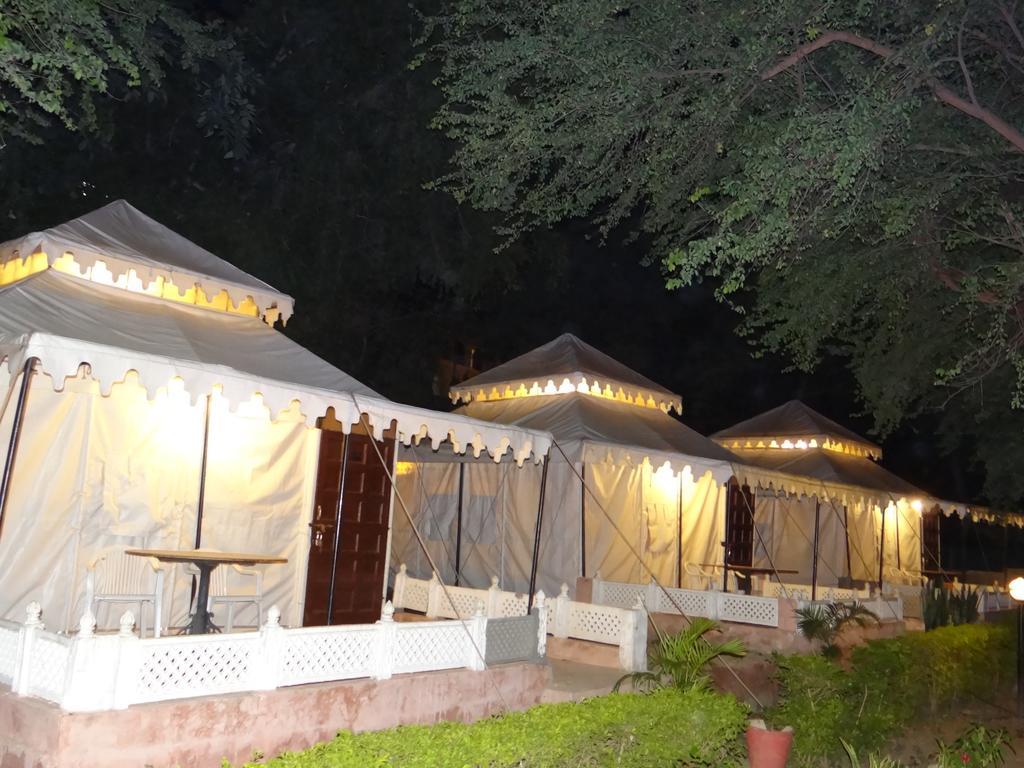 The Aravali Tent Resort Udaipur Bilik gambar